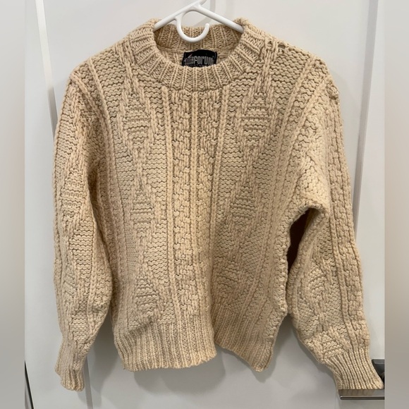 Forum Sportswear Sweaters - Vintage 100% Virgin Wool Forum Sportswear Cable Hand Knit Sweater Size Large
